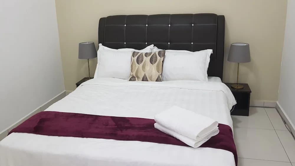 Euzmo Residences at Studio 14 - photo 4