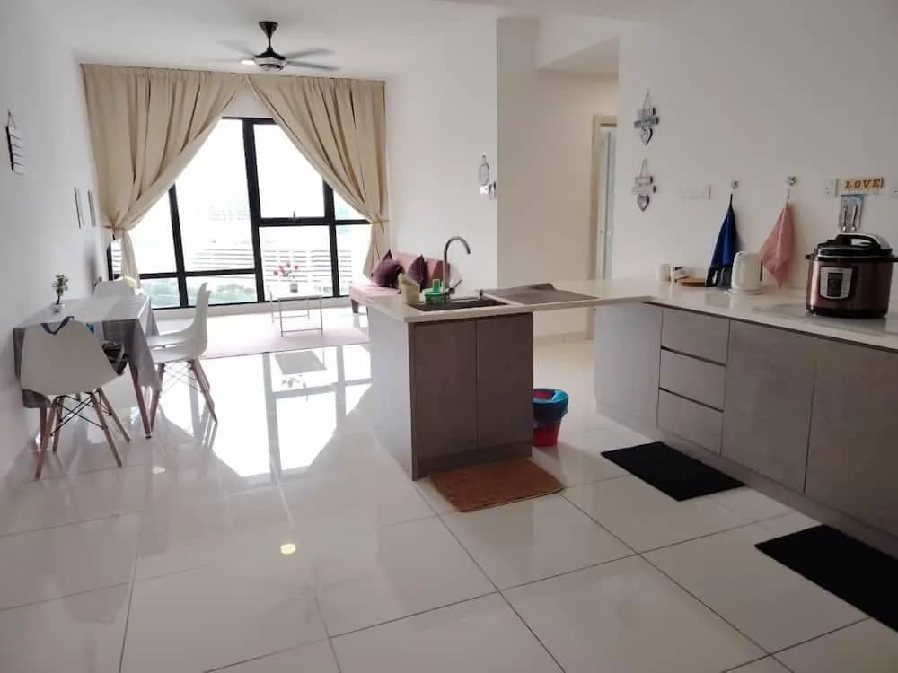 MidValley MegaMall View Southkey Mosaic 2BR 2FREE By Natol - photo 3