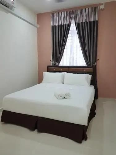 Ummi Guesthouse - photo 3