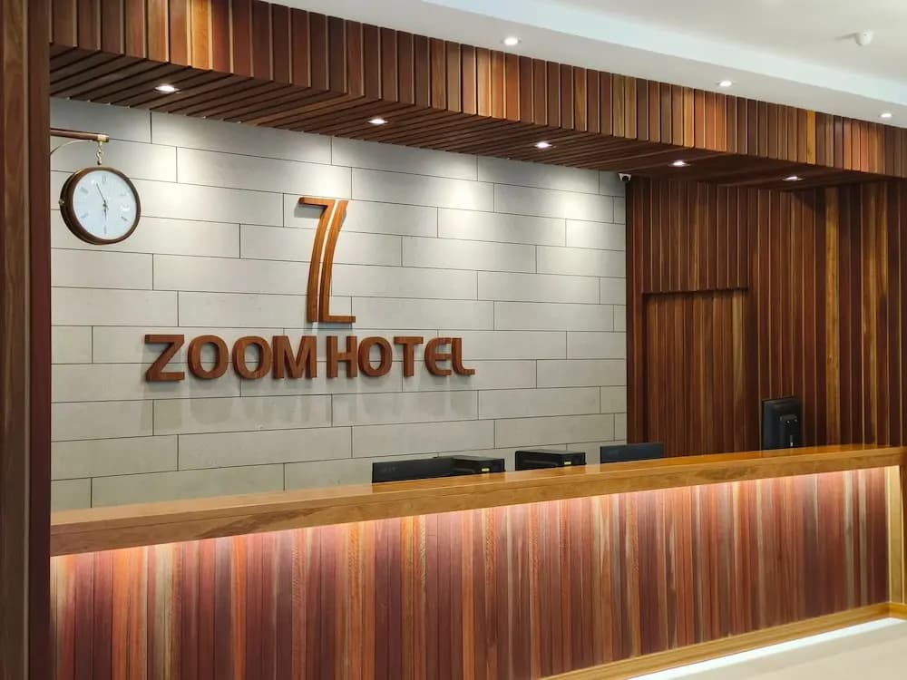 Zoom Hotel - photo 3