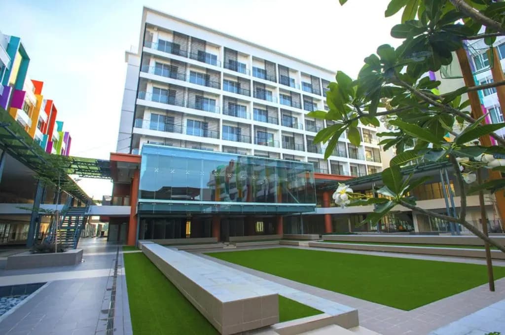 Aeropod KK Corner Unit Near City and Airport 4 pax Free Parking - photo 2