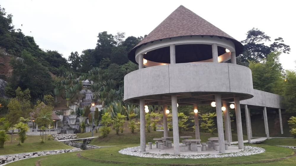 New and Classic Homestay 2 Storey House - photo 13