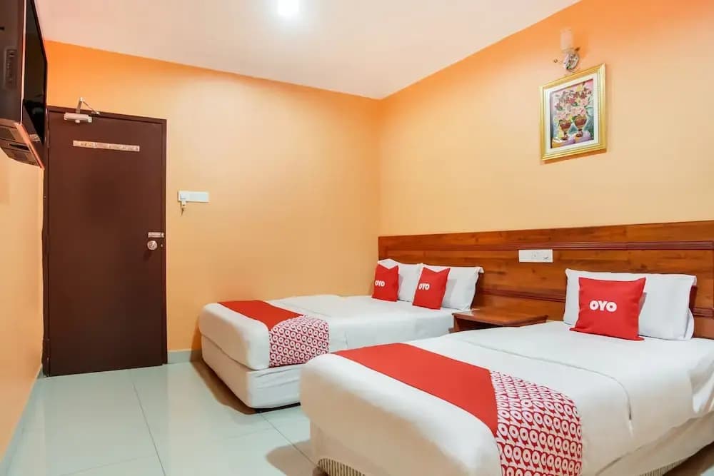 OYO 89470 My Town Hotel - photo 25