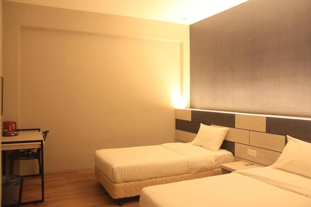Merge Summit Boutique Hotel - photo 6