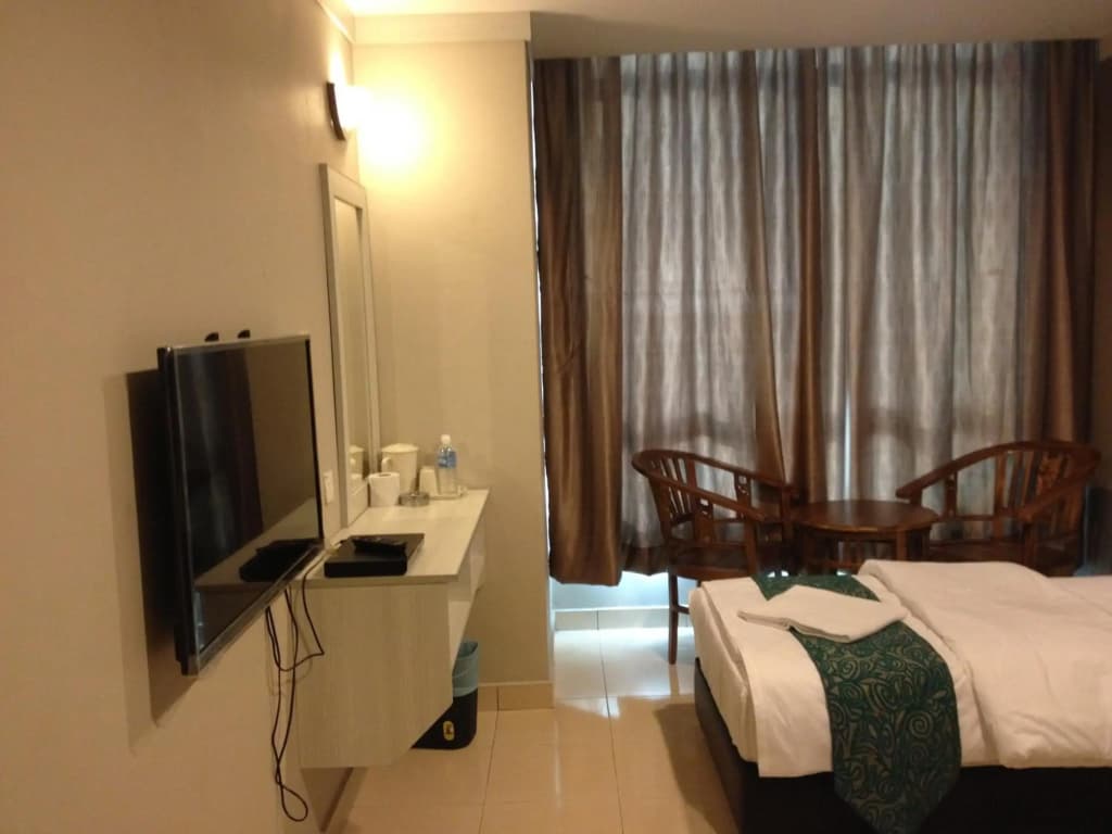 Aero Star Hotel - photo 4