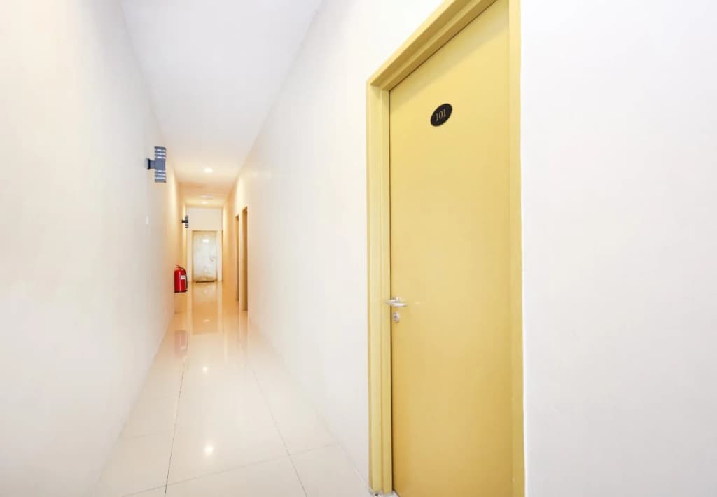 OYO 90456 Hotel Tgl - photo 12