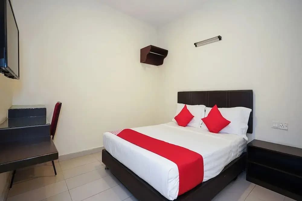 Dancenter Near Petronas Kampung Koh, Jj Hotel - photo 15