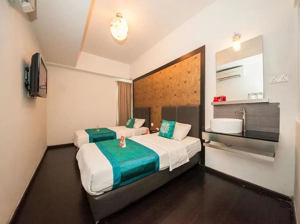 OYO 268 Le Hotel - photo 6