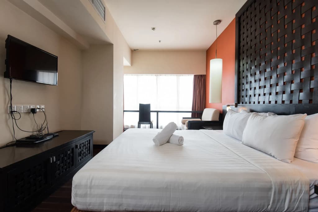 Resort suites at Bandar Sunway - photo 7