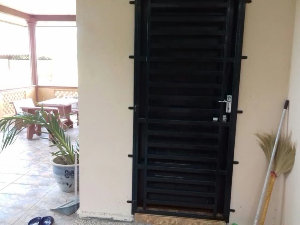 Anggerik Villa Guest House - photo 8