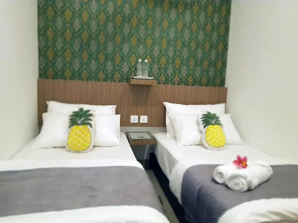Teruntum 96 Guesthouse - photo 4