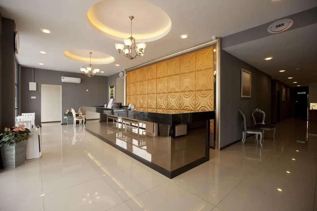 OYO 383 V3 Hotel Nusajaya - photo 26