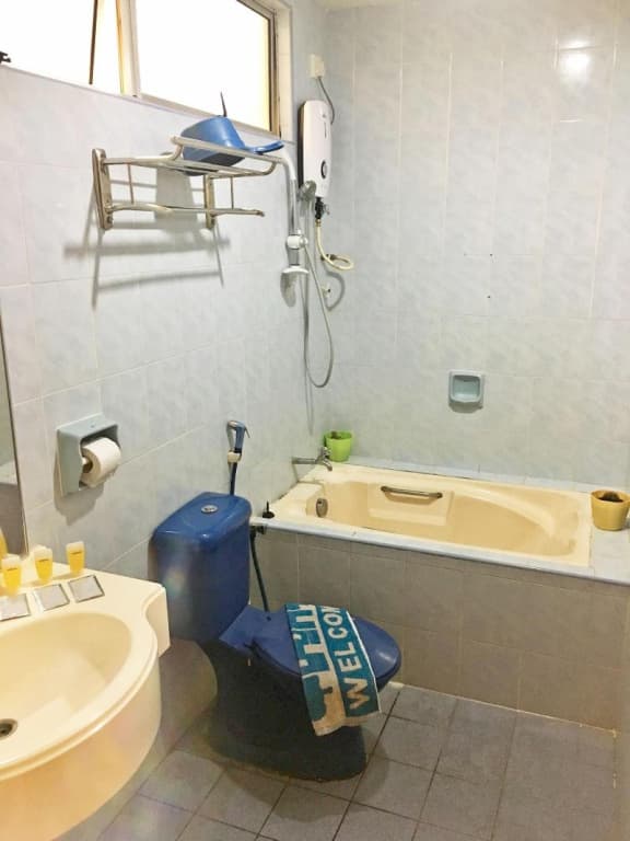 Teluk Batik Holiday Apartment - photo 30