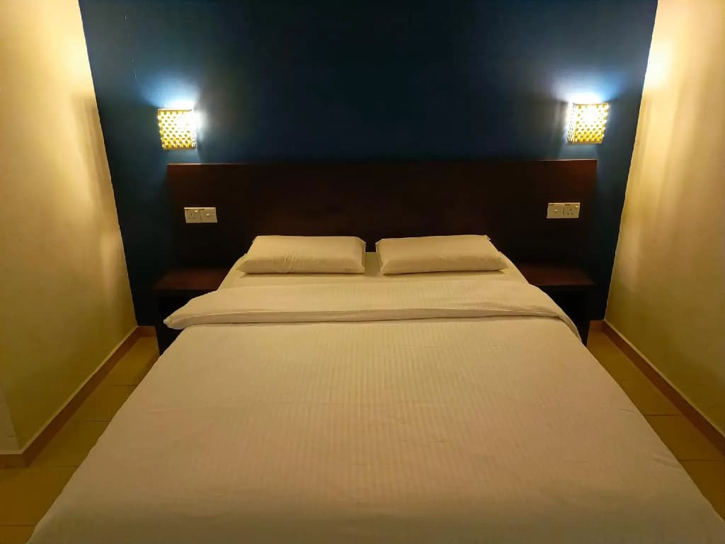 Meldrum Hotel - photo 2