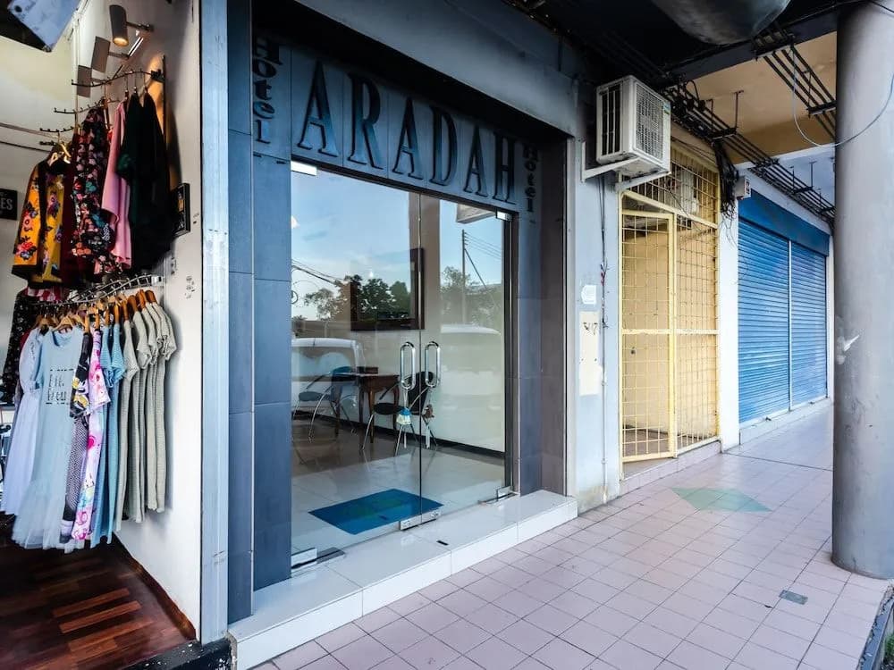 OYO 89621 Aradah Hotel - main photo