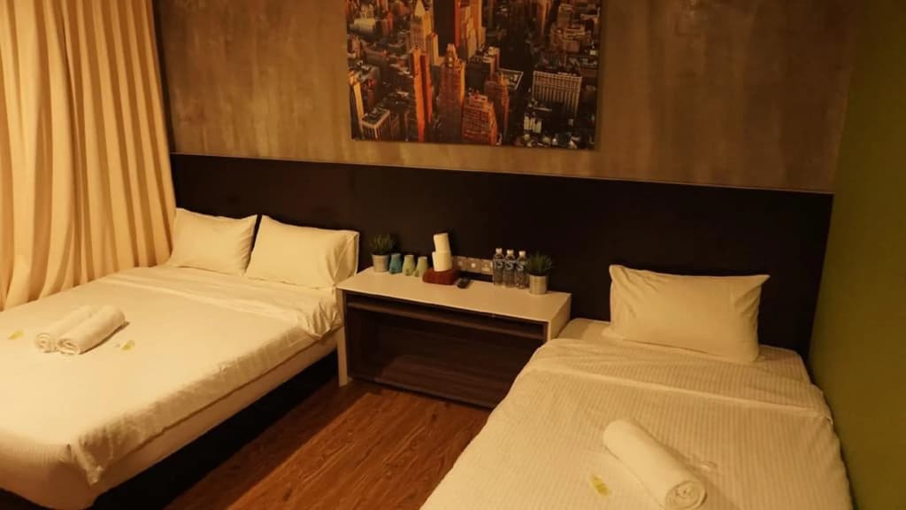 Monaco Boutique Hotel Kampung Air - photo 5