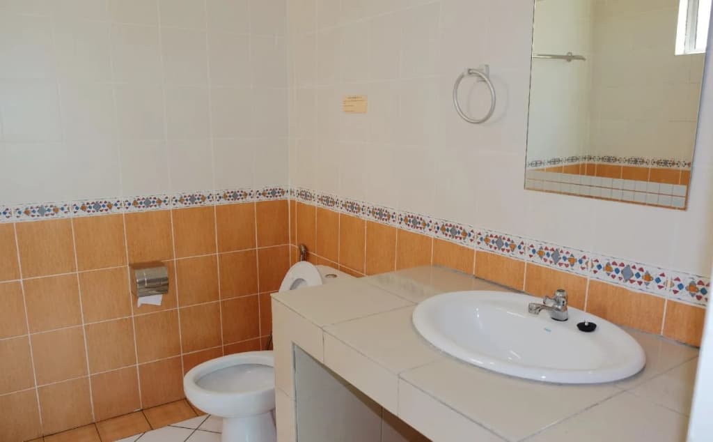 Natol Homestay - Kuching Home Penthouse Airport Road - photo 9