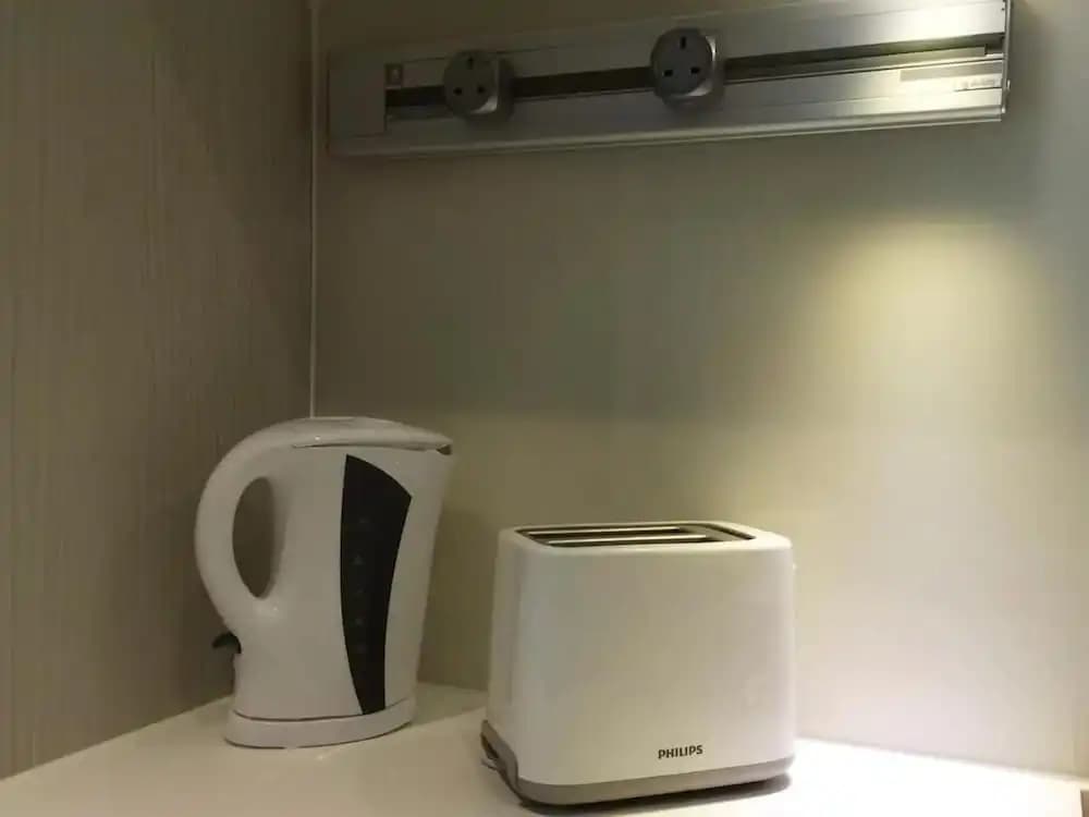 Modern Downtown Oasis Aloha Suite - photo 2