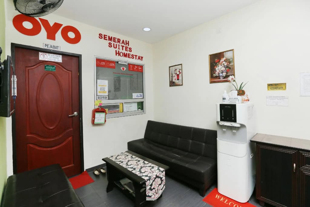OYO 89902 Semerah Suites Homestay - photo 2