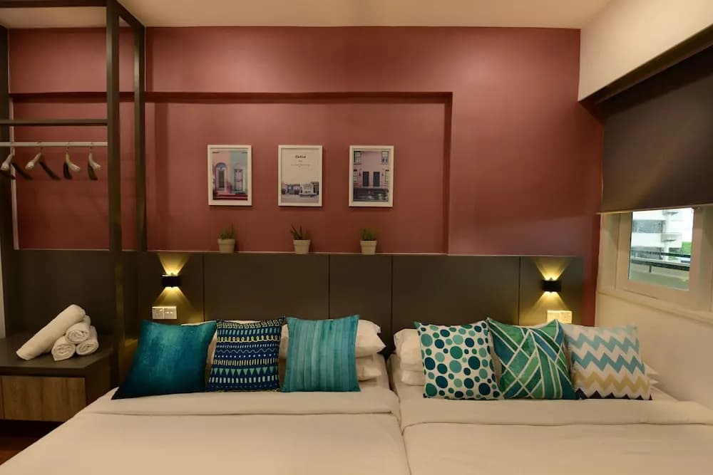 Designer Suite Apartment - photo 31