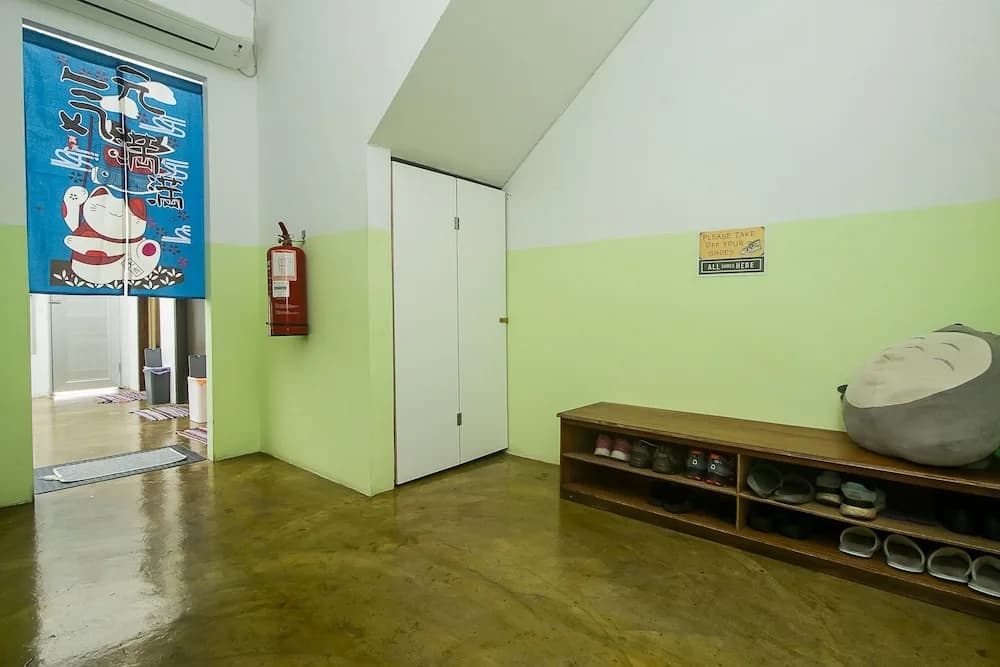 The Traveler Home by OYO Rooms - photo 2