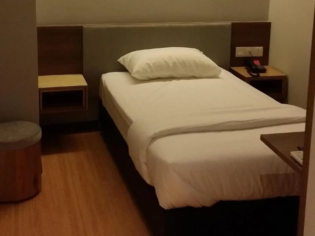 Go Hotel - photo 6