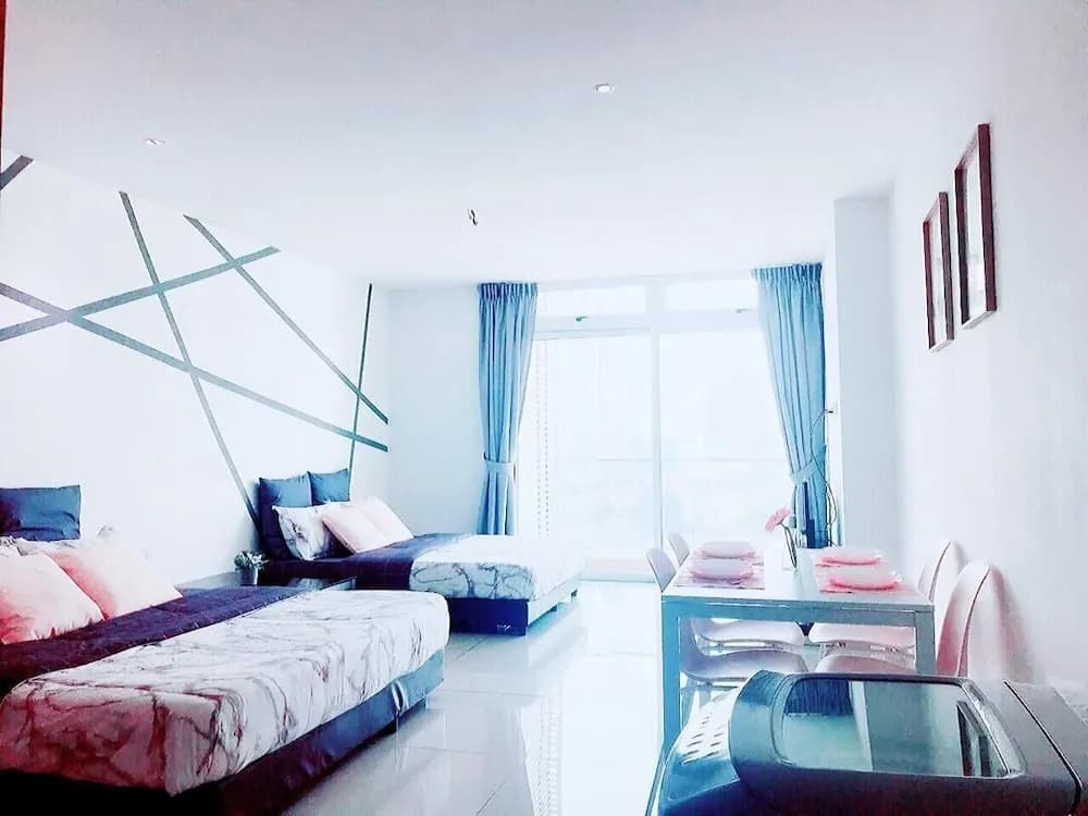 Jb City D'esplanade Shopping Mall Apartment - photo 4