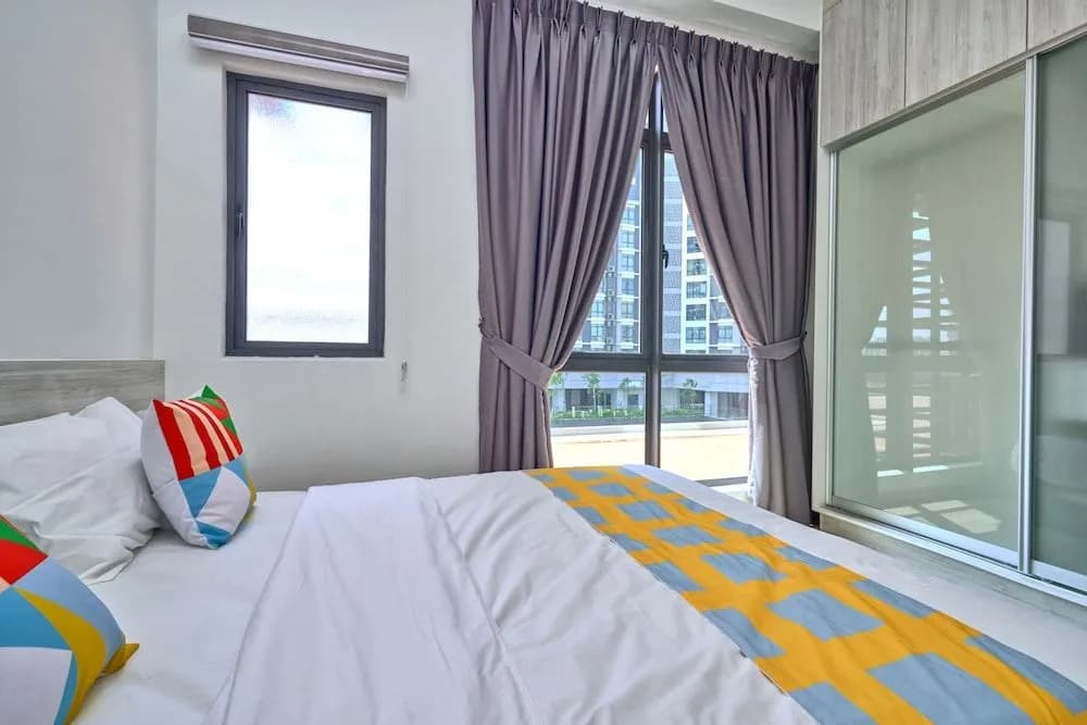 Oyo Home 1135 Magnificent 1Br Kenwingston - photo 2