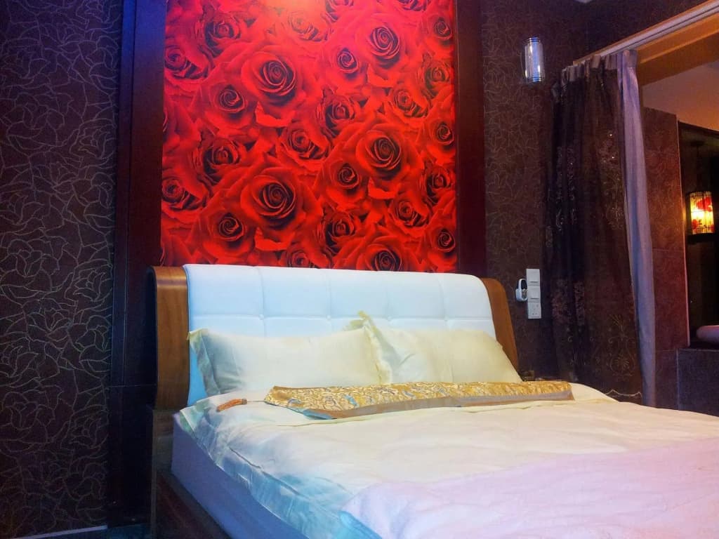 Ella Holiday Inn - photo 3