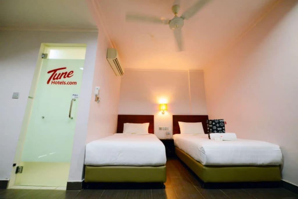 Tune Hotel - Waterfront Kuching - photo 5