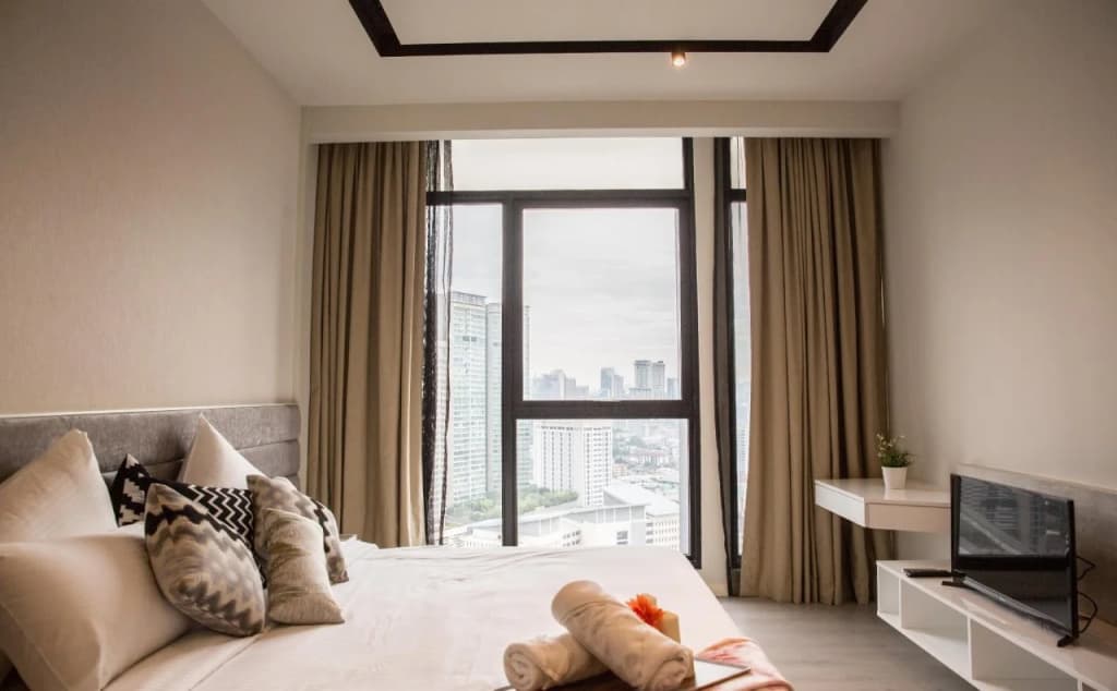 Expressionz Professional Suites by Plush - photo 1