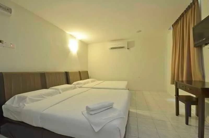 Gamy Inn - photo 11