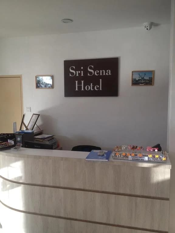 OYO 89831 Sri Sena Hotel - photo 12