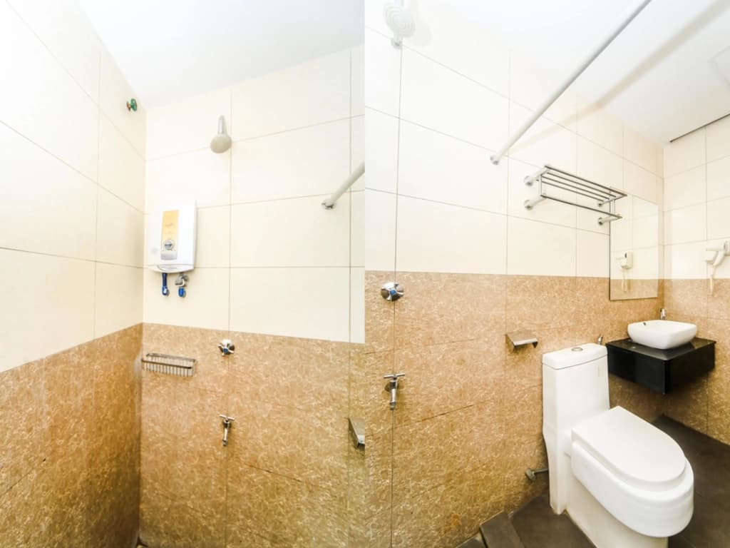 Bay Hotel - photo 8