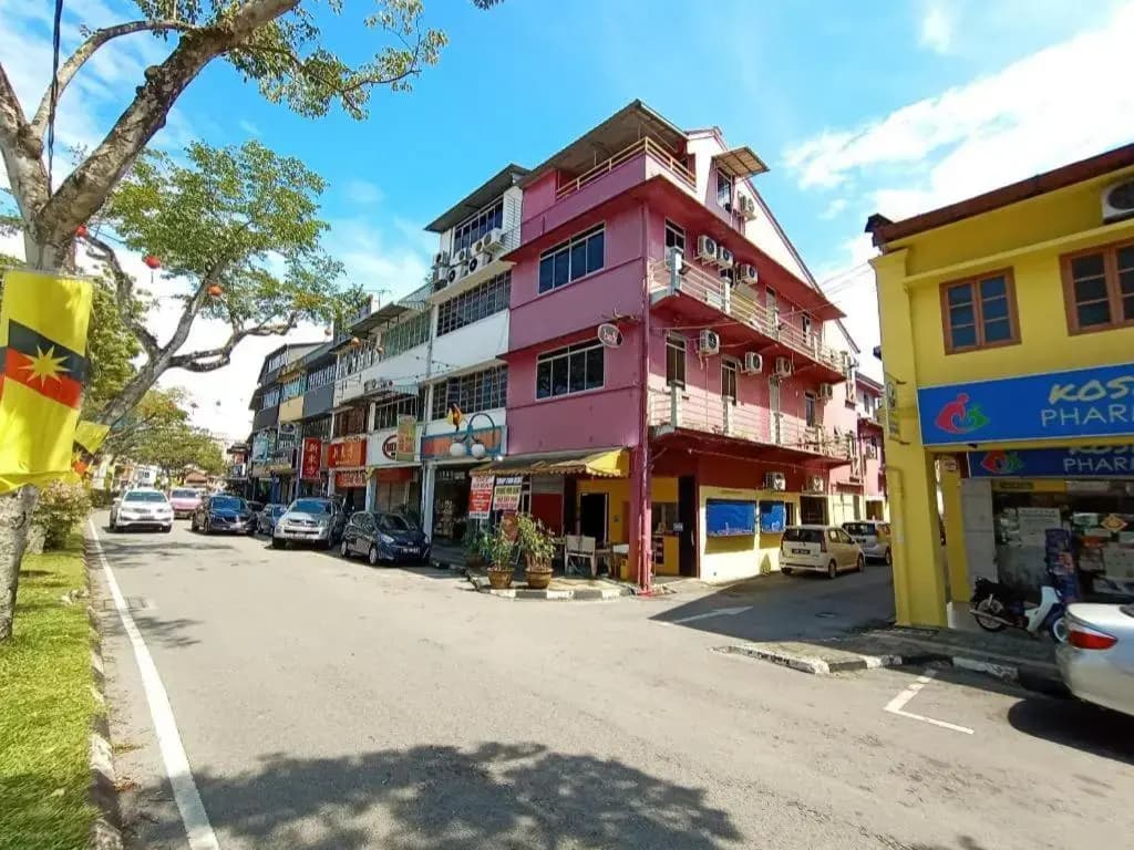 SPOT ON 90119 Bed's Guesthouse - photo 4