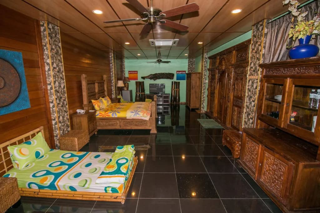 Lost Paradise Resort - photo 2