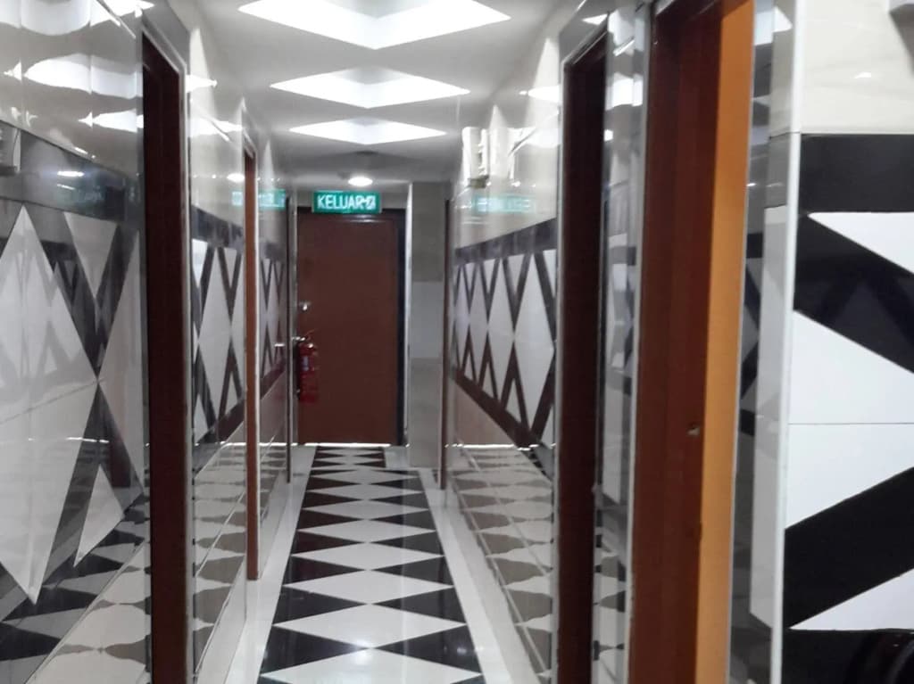 Kota Damansara Business Hotel - photo 12
