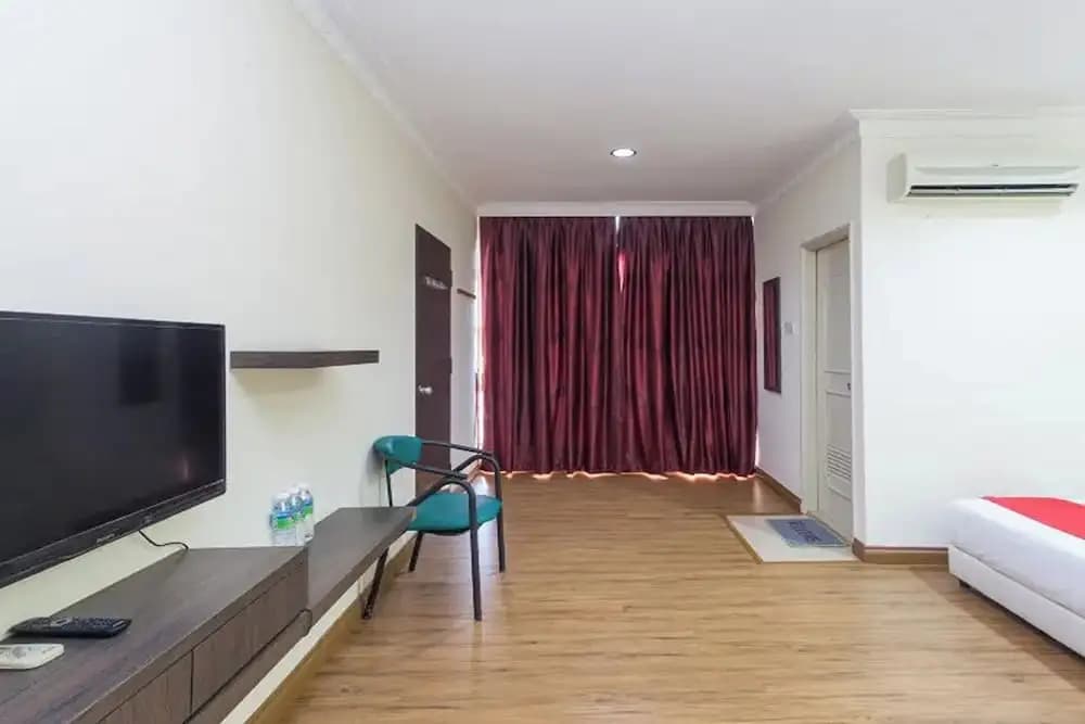 T P Hotel - photo 25