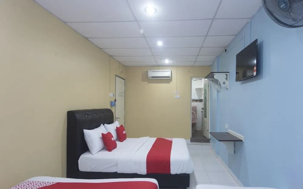 Rafik Ali Motel by OYO Rooms - photo 17