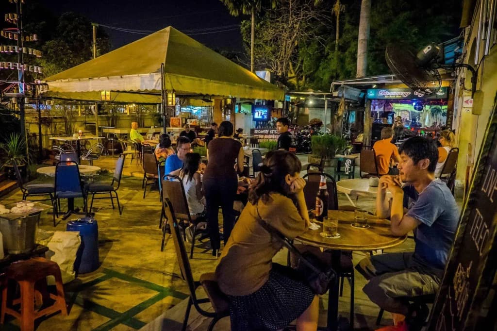Discovery Cafe & Guesthouse - photo 22