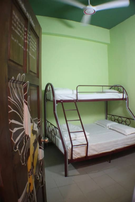 Birdnest Collective Cafe & Guesthouse - photo 12