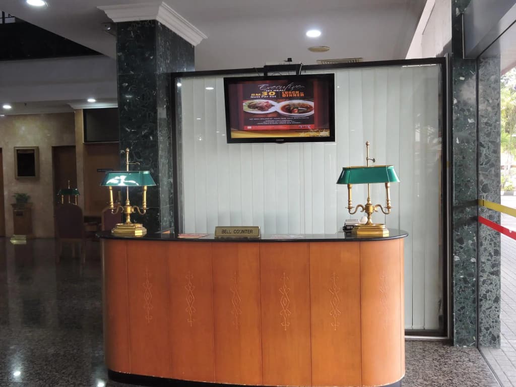 Hotel Grand Continental Kuching - photo 2