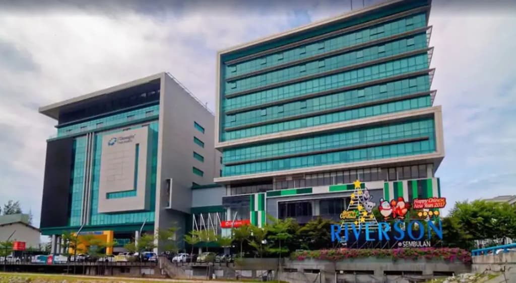 The Klagan Riverson Hotel & Residence - photo 1