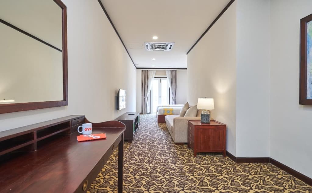 The Platinum Hotel & Suites - photo 30