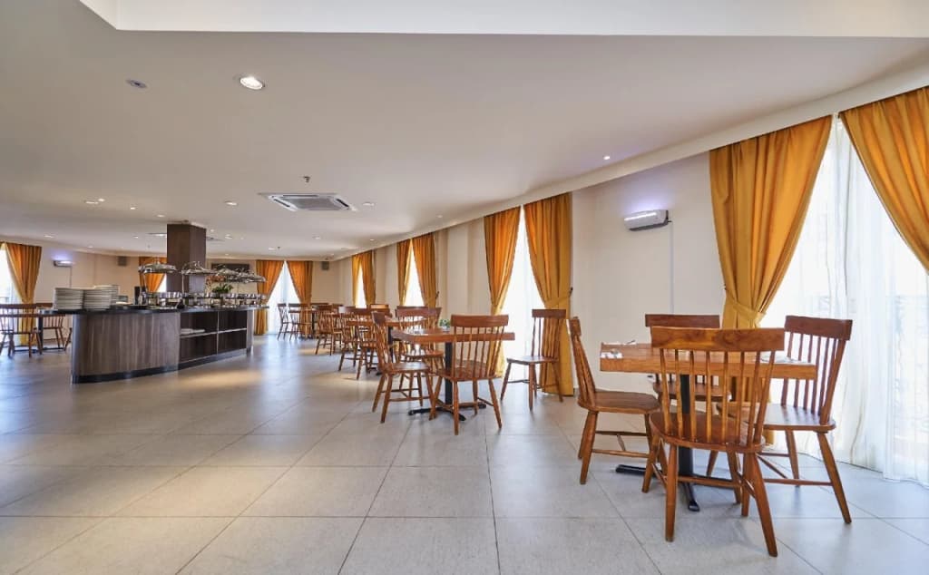 The Platinum Hotel & Suites - photo 8