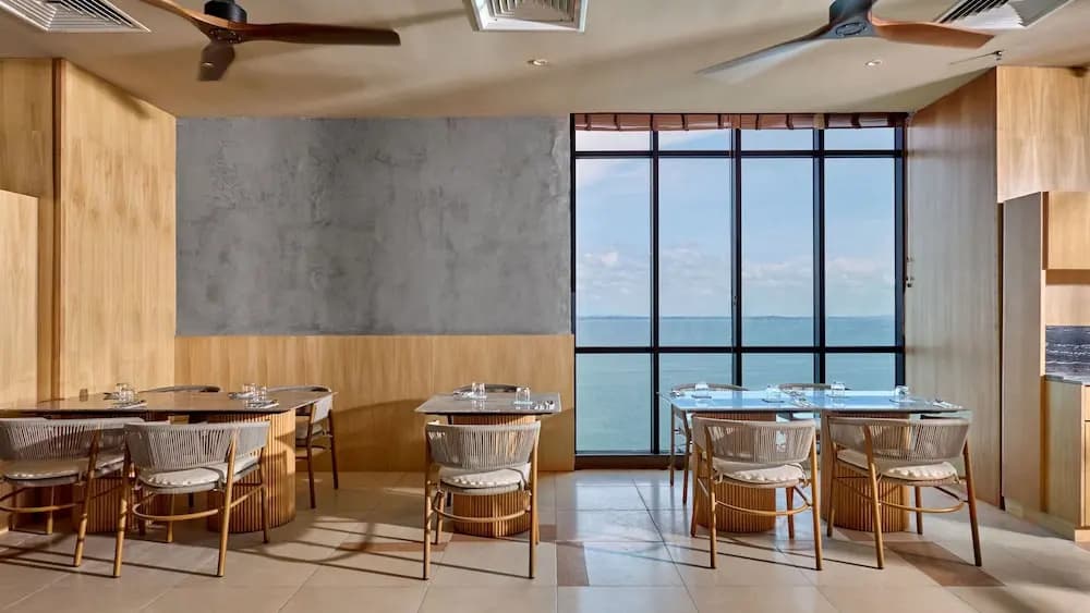 Four Points by Sheraton Sandakan - photo 36