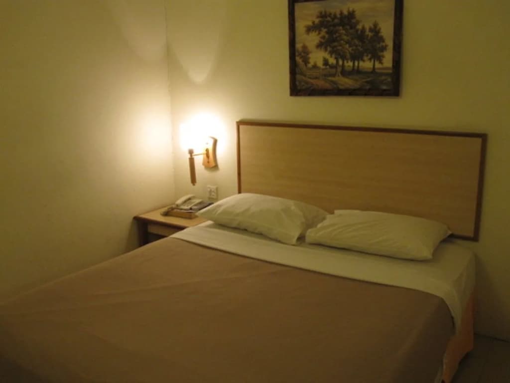 Hotel Sri Sutra - Subang Permai - photo 4
