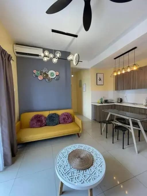 OPAHOME@SWISS GARDEN RESIDENCE (POOL VIEW) 1 Bedroom Studio with WIFI + NETFLIX - photo 3