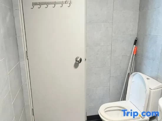 Jesselton Quaynest Residence - photo 2