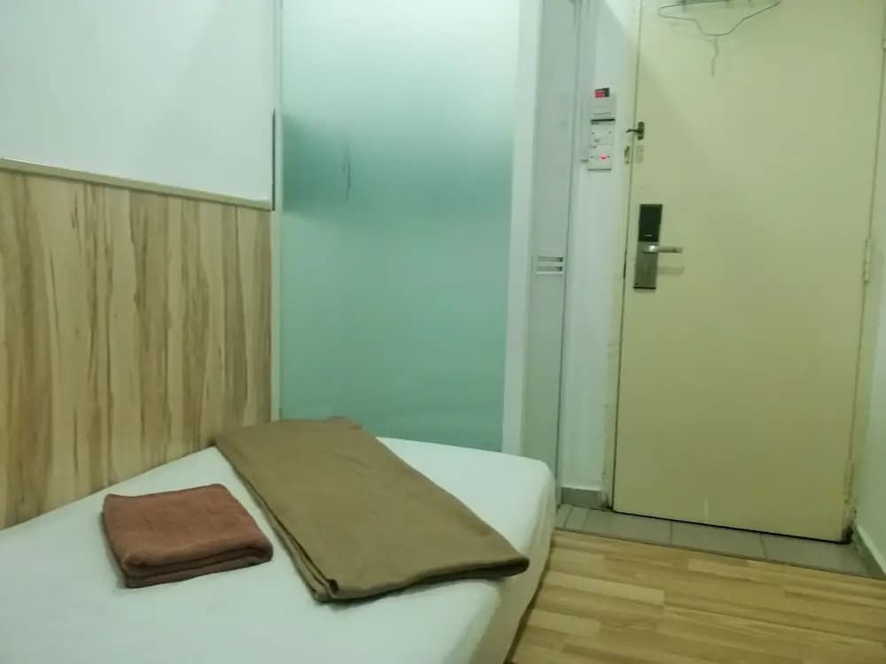 OYO 90028 Ragula Hotel - photo 7